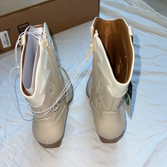 UNIVERSAL THREAD Cowboy Boots - Picture 4 of 7